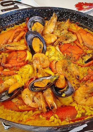 Foto principal de Paella de bogavante en fuego de leña