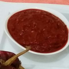 A picture of Talhar Mirch(kashmeri mirch) ki Chutney.