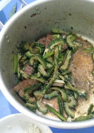 Hình của món Gan heo xào mướp đắng (khổ qua) ^^.