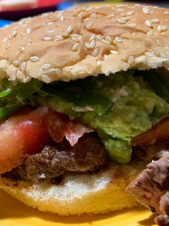 Una foto de Chacarero, pero con Palta!