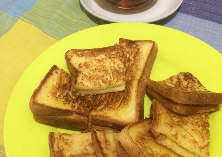 Roti bakar pisang cavendish