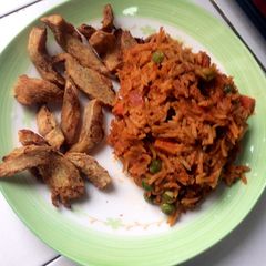A picture of Jollof rice.