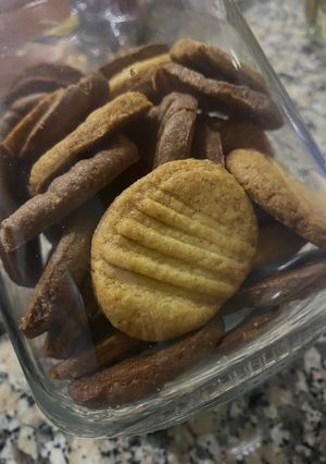 Foto de Biscoitos de Manteiga (simples e de chocolate)