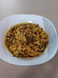 عکسی از دستور خورش مرغ ریش شده