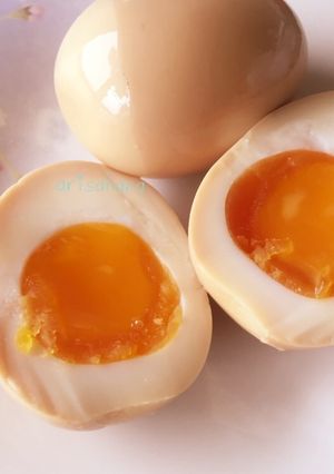 รูปของ ไข่ยางมะตูมดองโชยุ 味卵 Aji tamago