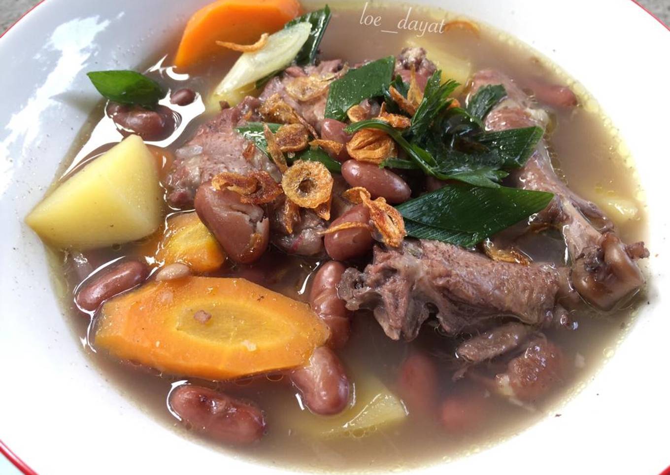 Sup kacang merah ayam
