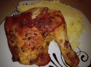 Una foto de Pollo al Horno Condimentado