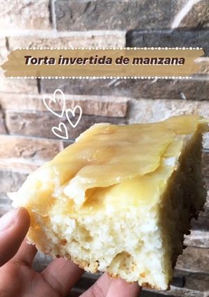 Una foto de Torta invertida de manzana 🍎🍰❤️