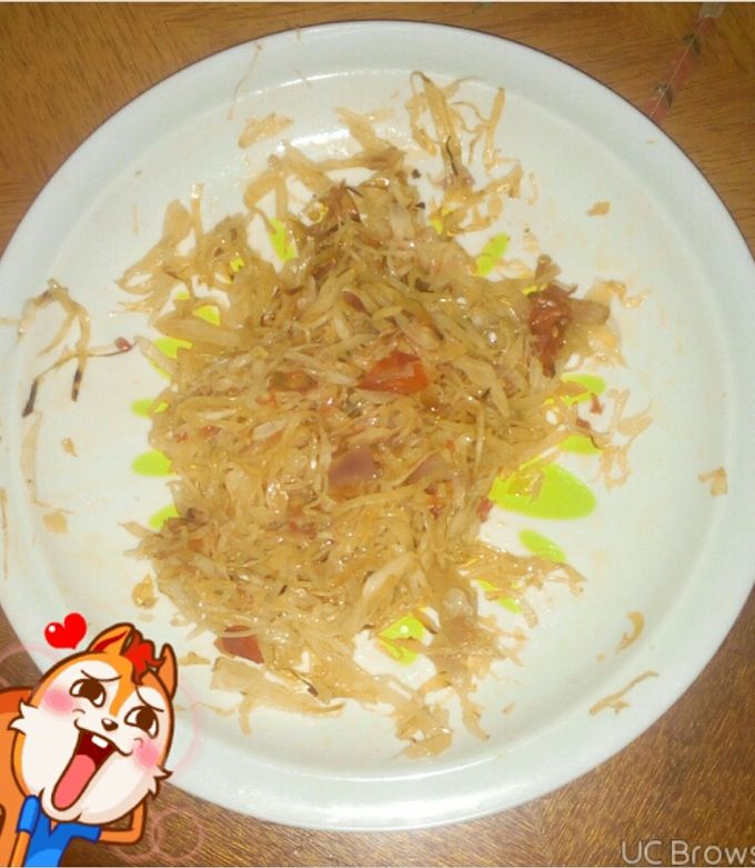 A picture of Fried cabbage.