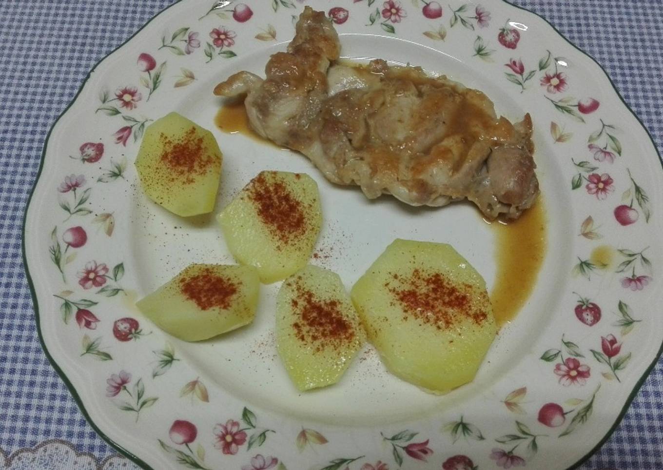 Contramuslo de pollo a la plancha con patata al vapor