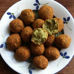 A picture of ‘Falafel’ Chickpea Balls.