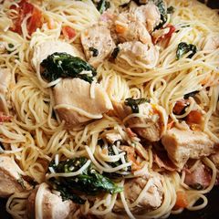 A picture of Tuscan Chicken Pasta.
