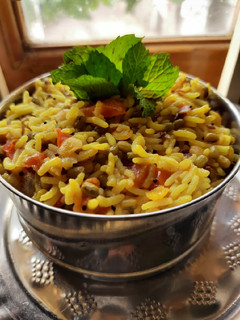 பருப்பு சாதம் (Paruppu satham recipe in tamil) செய்முறை முக்கிய புகைப்படம்