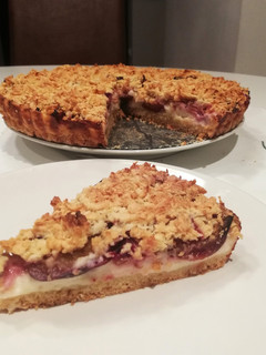 Szilvás pudingos pite recept fotója
