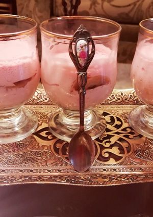 صورة لوصفة كعكة الموز والفراولة🍓🍌