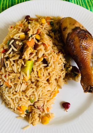 A picture of Chinese fried rice.