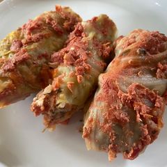A picture of Holubtsi - Ukrainian stuffed cabbage rolls.