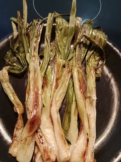 Una foto de Calçots al horno
