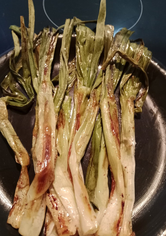 Una foto de Calçots al horno
