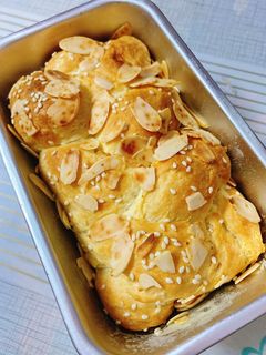 Hình của món Bánh mì bông cúc nướng bằng nồi chiên không dầu (không cần nhồi).