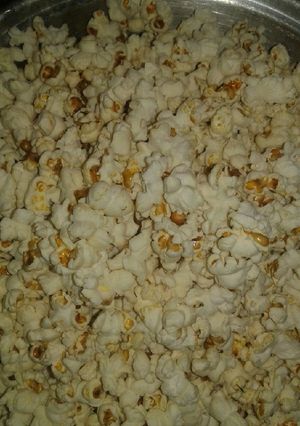 A picture of Homemade popcorn.