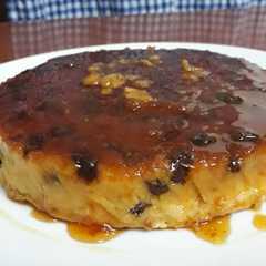 A picture of Budín de pan, con leche condensada😋.