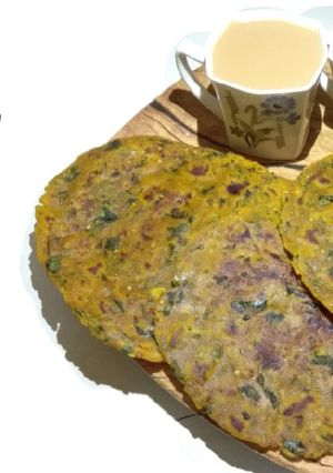 A picture of Methi na Thepla.
