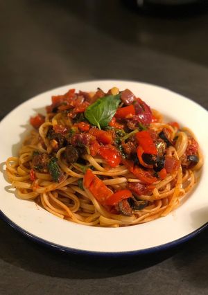 A picture of Linguine puttanesca 🍝.