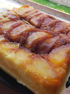 Una foto de Tarta invertida de manzanas 🍎
