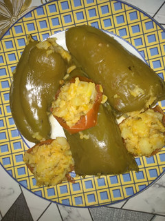 صورة لوصفة الفلفلة معمرة بالارز 😋👌