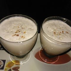 A picture of Almonds and Chocolate shake.