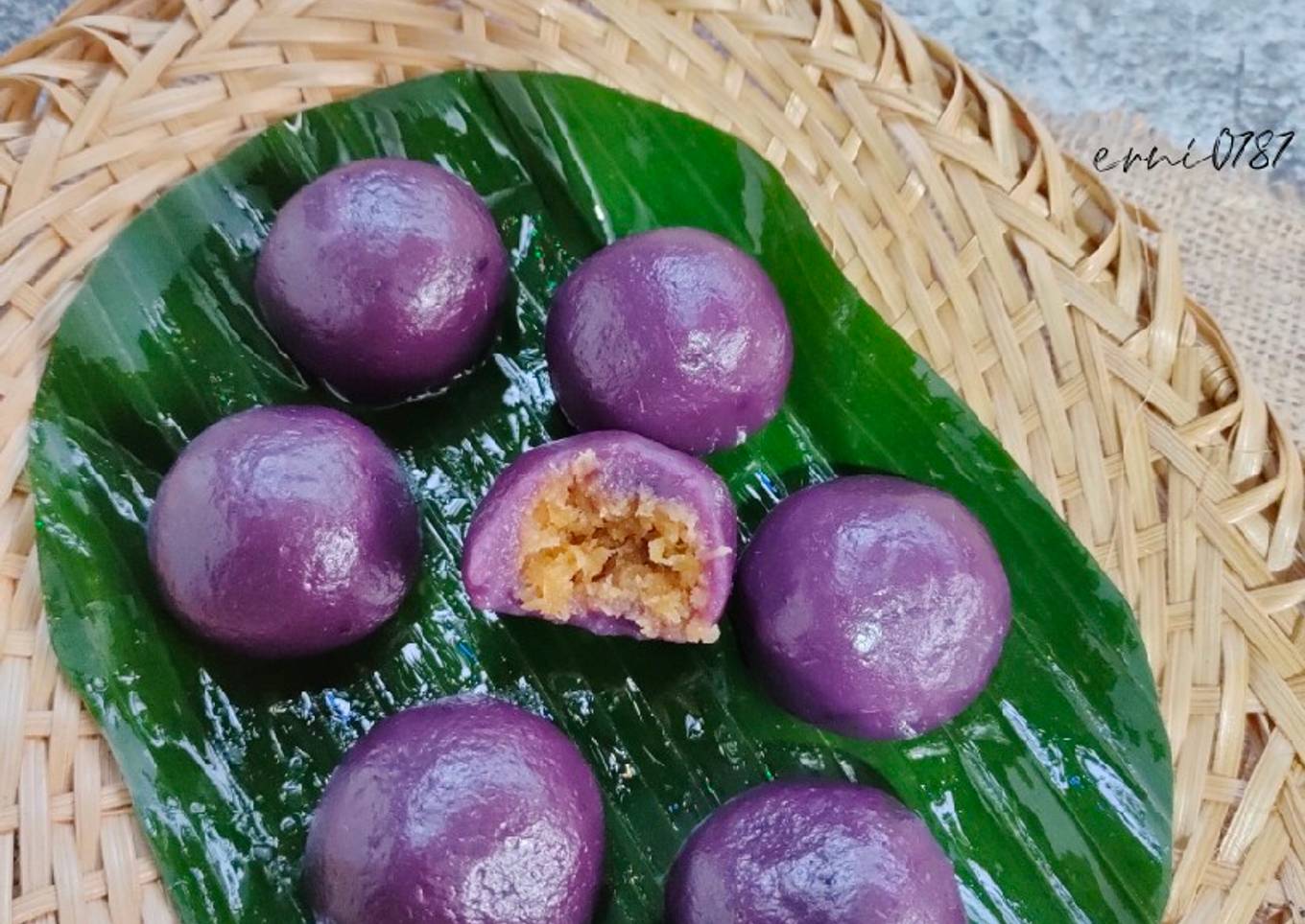 Kue Bugis Ubi Ungu