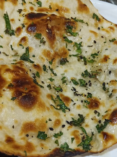 ગાર્લિક નાન (Garlic Nan Recipe In Gujarati) રેસીપી મુખ્ય ફોટો