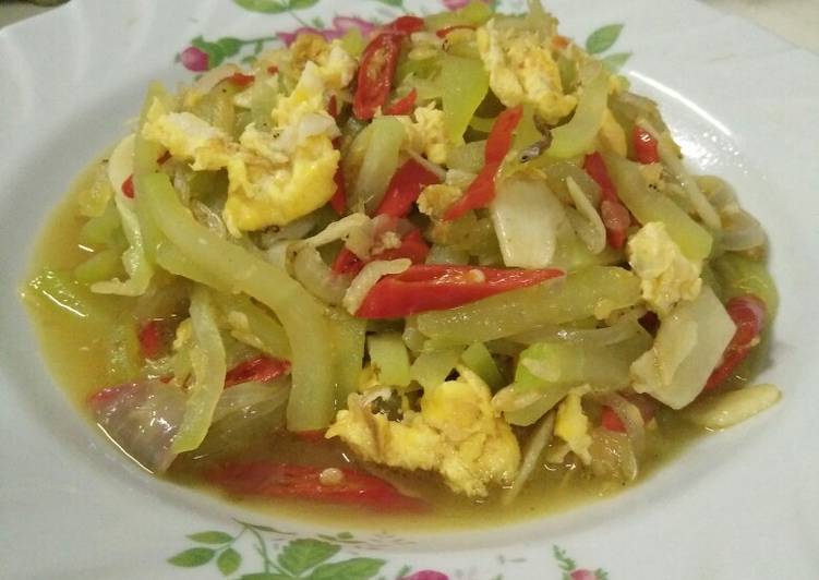 INI DIA! Resep Rahasia 205.~Labu siam tumis pedas~