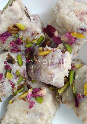 A picture of Rose Burfi (without sugar).