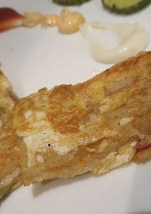 A picture of Turkish egg sandwich.