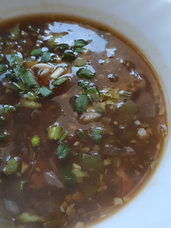 હોટ એન્ડ સોર સૂપ(Hot N Sour Soup recipe in Gujarati) રેસીપી મુખ્ય ફોટો