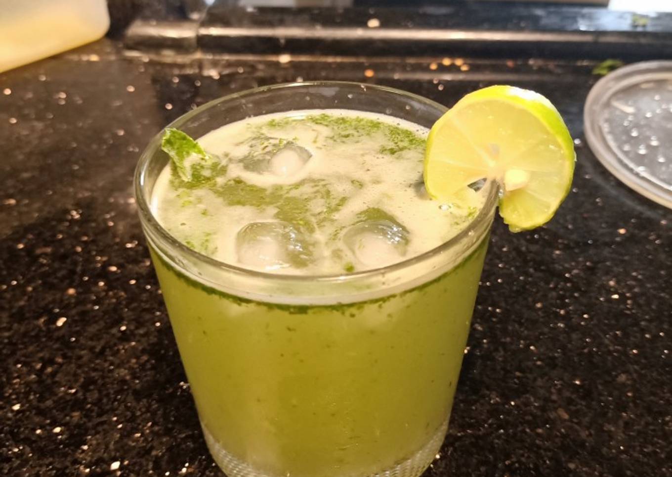 Virgin mojito