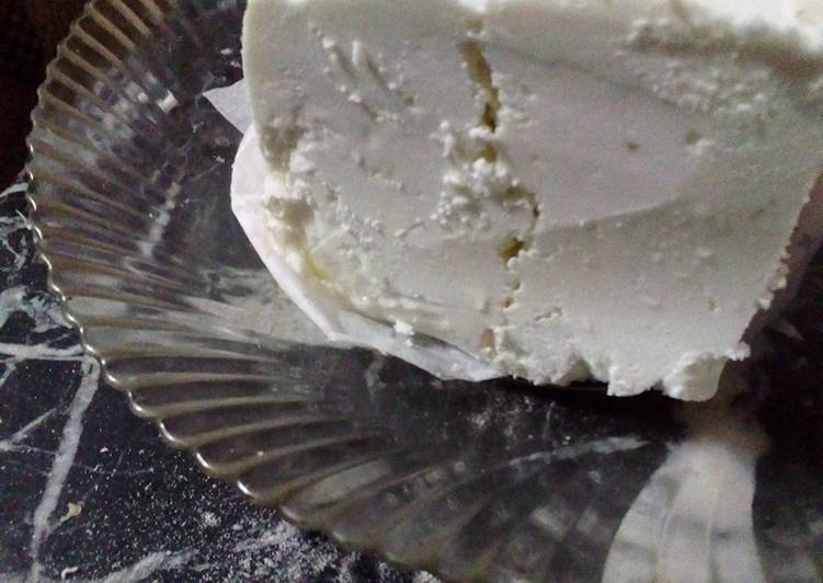 Steps to Prepare Perfect White Butter