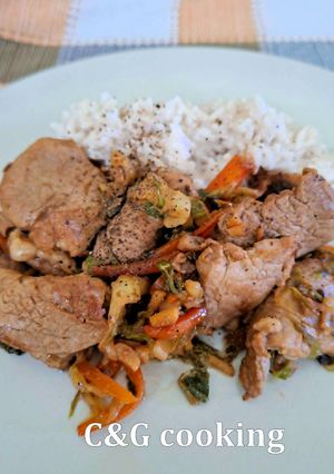 Φωτογραφία της συνταγής Χοιρινό Moo Shu με ρύζι καρύδας C&G