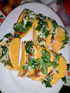 Una foto de Tacos mexicanos (crujientes) 🌮 🌮