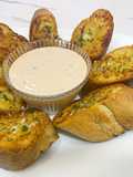 Garlic Bread and Baked Beans Dip