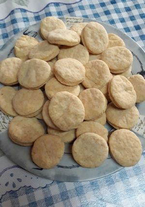 Una foto de Bizcochos con crema de leche