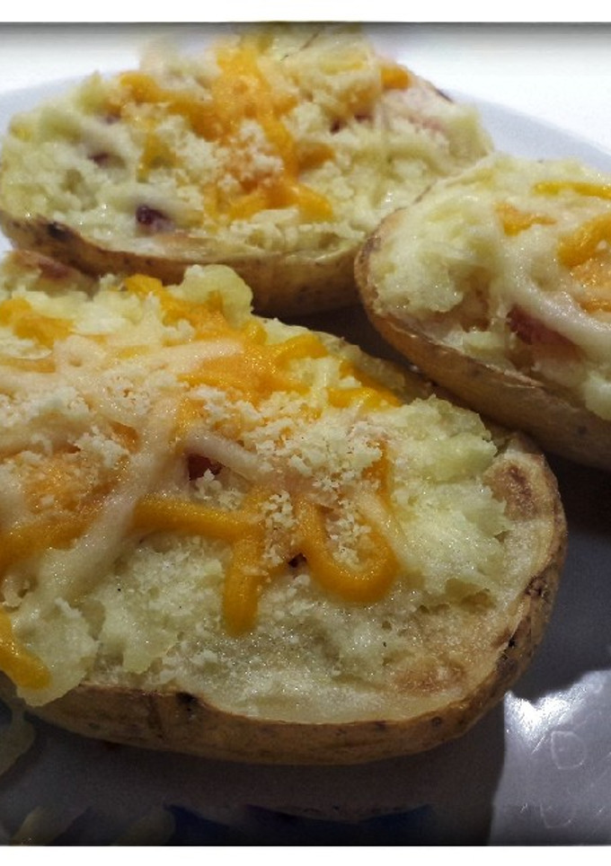 Una foto de Patatas con queso crema y bacon al horno