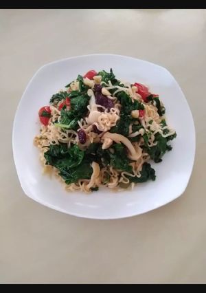 義式羽衣橄欖炒泡麵 的食譜成品照片