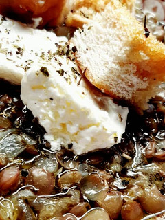 Φωτογραφία της συνταγής Σούπα φακές με λευκό τυρί και κρουτόν