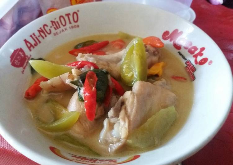 Ayam Garang Asem