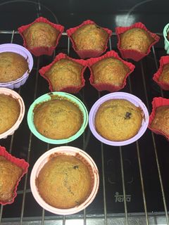 Una foto de Muffins de plátano y chocolate