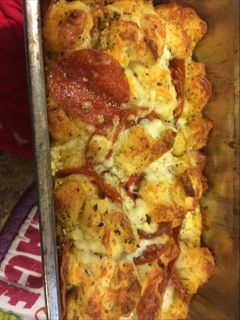 A picture of Pull Apart Pizza Bites.