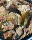 Gân và bắp bò hầm hồi quế